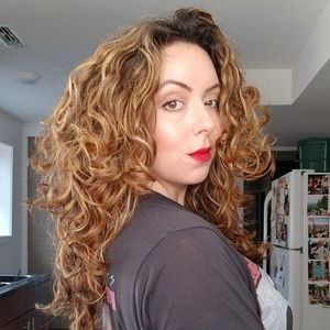 Meet your Posher, Shauna